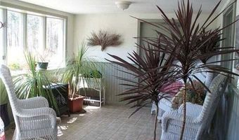230 Searsport Ave, Belfast, ME 04915