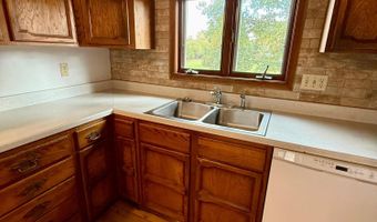 811 SUNSET Dr, Antigo, WI 54409