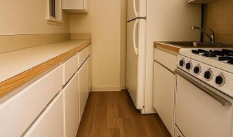 1121 ARLINGTON Blvd 703, Arlington, VA 22209