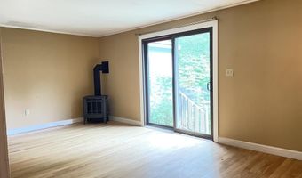 45 Seaview Ter, Belfast, ME 04915