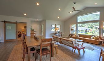 951 Hidden Valley Dr, Glenwood Springs, CO 81601