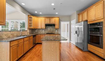 18409 POLYNESIAN Ln, Boyds, MD 20841