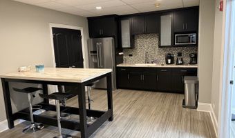 777 E Algonquin Rd, Algonquin, IL 60102