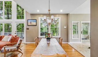 1044 GLENDEVON Dr, Ambler, PA 19002