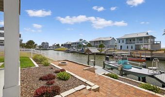 1013 St John Ct, Rockport, TX 78382