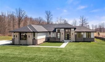 73404 Castle Ct, Armada, MI 48005