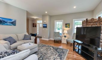 6 Eagle Perch Dr 9, Boscawen, NH 03303