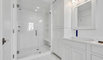 102 2nd Ave 5, Belmar, NJ 07719