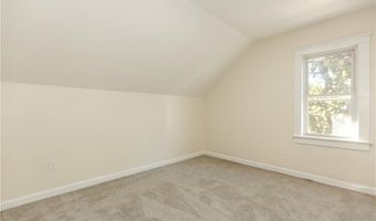 73 Maple Ave, Johnston, RI 02919