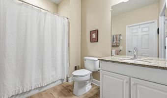44397 OAKMONT MANOR Sq, Ashburn, VA 20147