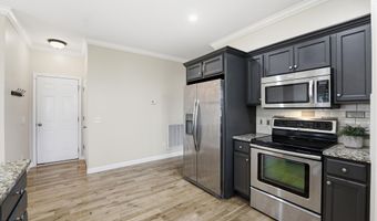 104 Lightwater Ct, Aberdeen, NC 28315