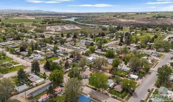 326 Arthur St, American Falls, ID 83211