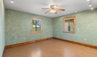 6351 SW 2nd Ln, Bell, FL 32619