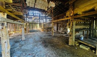 1572 Haddix Rd, Albany, KY 42602