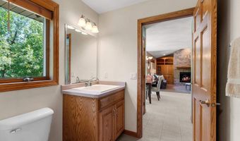 N9432 LOGAN Lane, Appleton, WI 54915