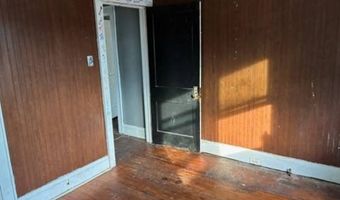 3003 Moore St, Ashland, KY 41101
