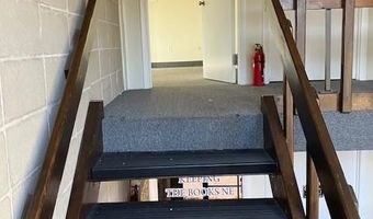 133 Central St 2L, Warwick, RI 02886