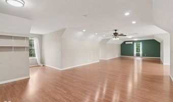 151 South St, Southport, IN 46227