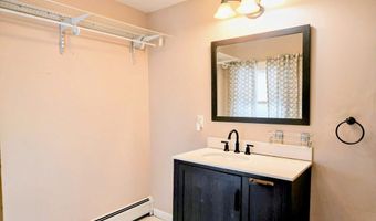 98 Drury Ave, Athol, MA 01331