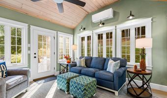 52 Chase Cir, Center Harbor, NH 03226