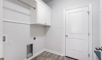 801 Avondale Dr, Alma, AR 72921