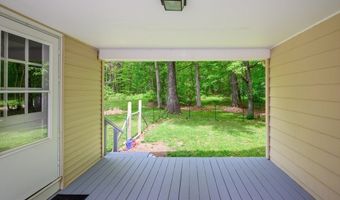 208 North St, Belchertown, MA 01007