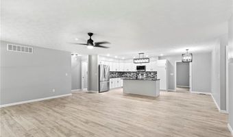 934 E Crothersville Rd, Austin, IN 47102