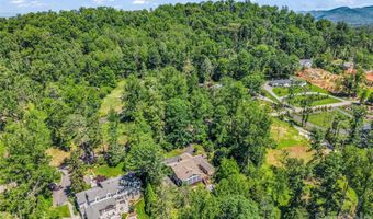 52 Forest Rd, Asheville, NC 28803