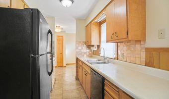 1106 NE 11th Ave, Aberdeen, SD 57401