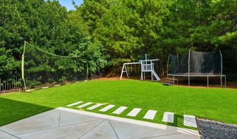 312 Briarfield Dr, Apex, NC 27502