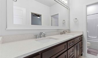 961 Osage View Dr, Bentonville, AR 72713