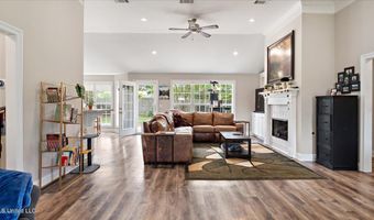 357 Kings Ridge Cir, Brandon, MS 39047