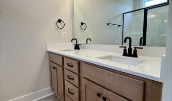 158 Spring Meadows Dr, Aberdeen, NC 28315