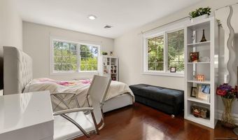 151 Mackay, Bergenfield, NJ 07621
