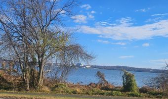 8001 HAMMOND St, Alexandria, VA 22309