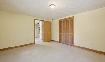 21 Daggett Rd, Attleboro, MA 02703