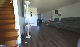 942 MIDDLEBOROUGH Rd, Baltimore, MD 21221