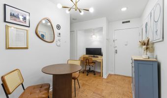 2030 N ADAMS St 911, Arlington, VA 22201