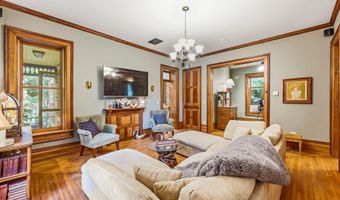 527 E High St, Ashley, OH 43003