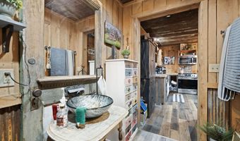 501 Baker Barr Rd, Beattyville, KY 41311