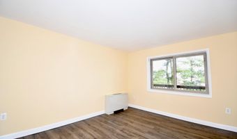 10320 WESTLAKE Dr E409, Bethesda, MD 20817