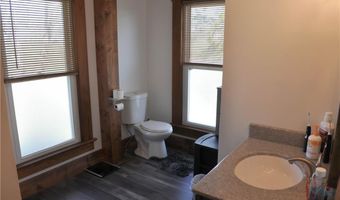 3916 A Hwy, Albany, MO 64402