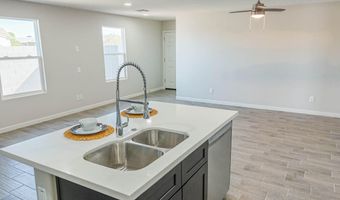 9494 W Tinajas Dr, Arizona City, AZ 85123