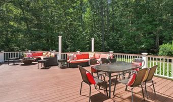 37 Magazine St, Bedford, NH 03110