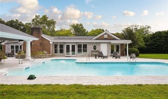 121 Fescue Dr, Advance, NC 27006