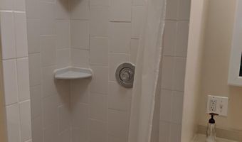 46 E BUTLER Avenue Unit 2Nd Level 2Nd Level, Ambler, PA 19002