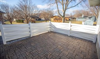 122 Parkside Dr, Algona, IA 50511