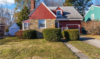 14 Hillside Ave, Newport, RI 02840