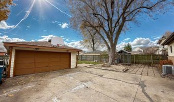 539 W Rose Ave, Addison, IL 60101