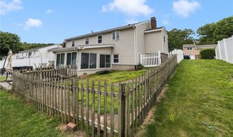 12 Hidden Valley Ln, Lincoln, RI 02865